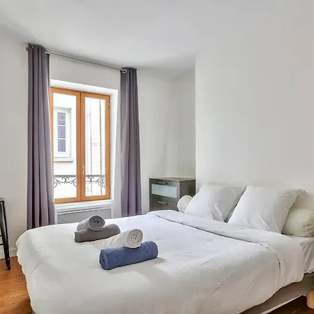 Charming Parisian In The 11th District